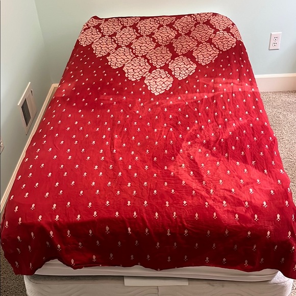 Ich*cha Red and White Patterned Curtain style is Shanti. Block print natural dye - Picture 9 of 10